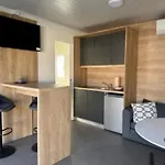 Standard Two Bedroom Mobile With Sea View And Terrace * بيروفاتش