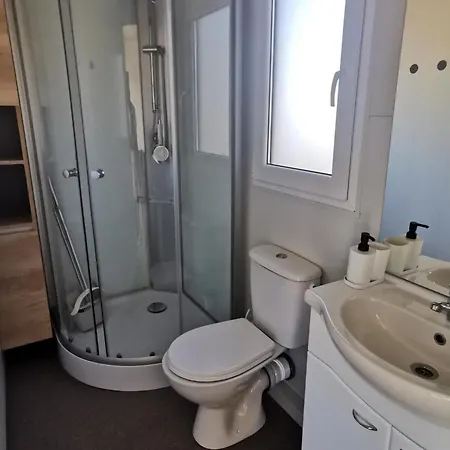 度假居 Standard Two Bedroom Mobile With Sea View And Terrace 皮罗瓦茨