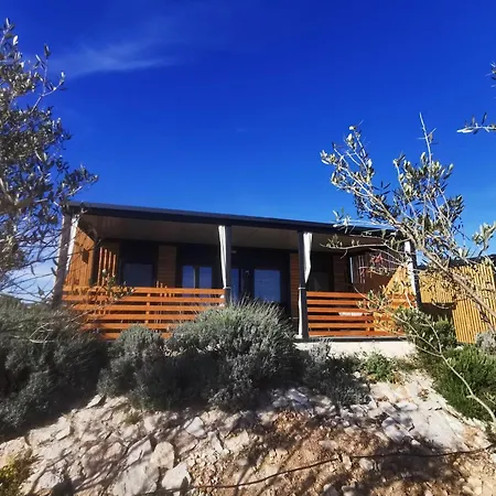 Dom wakacyjny Standard Two Bedroom Mobile With Sea View And Terrace