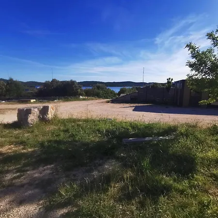 Dom wakacyjny Standard Two Bedroom Mobile With Sea View And Terrace *