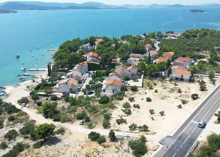 Standard Two Bedroom Mobile With Sea View And Terrace ピロヴァッツ