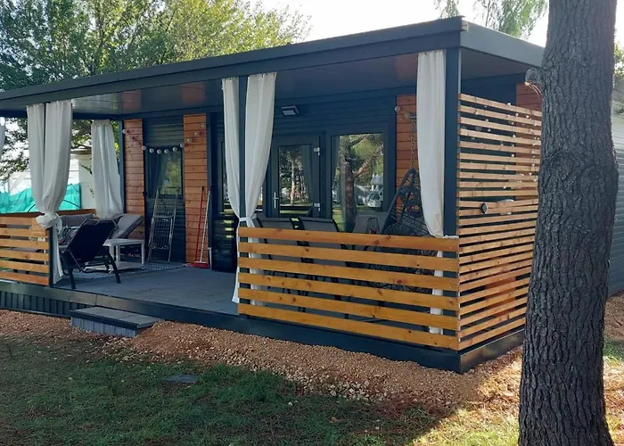 Standard Two Bedroom Mobile With Sea View And Terrace * ピロヴァッツ