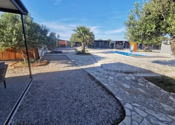 Standard Two Bedroom Mobile With Sea View And Terrace 別荘 ピロヴァッツ